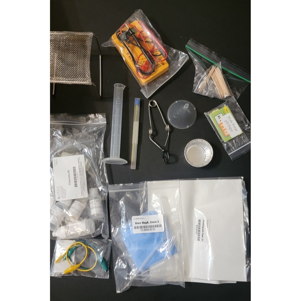 Science Interactive Chemistry Lab Kit